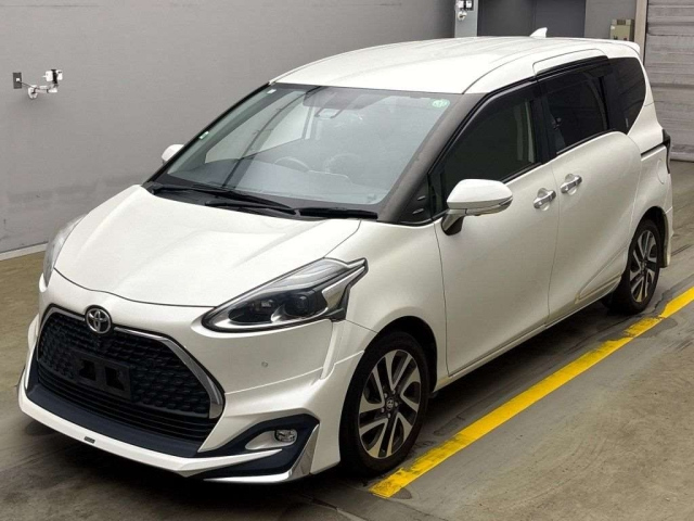 TOYOTA SIENTA 2018