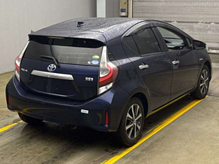 TOYOTA AQUA 2018