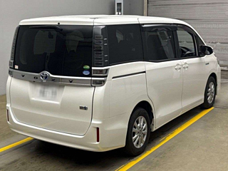 TOYOTA VOXY 2018