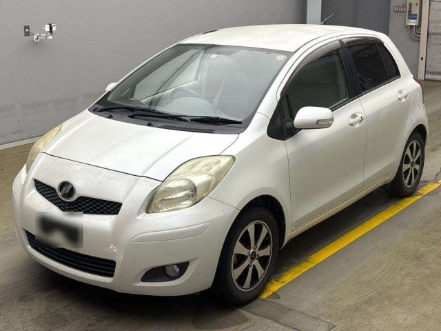 TOYOTA VITZ 2008