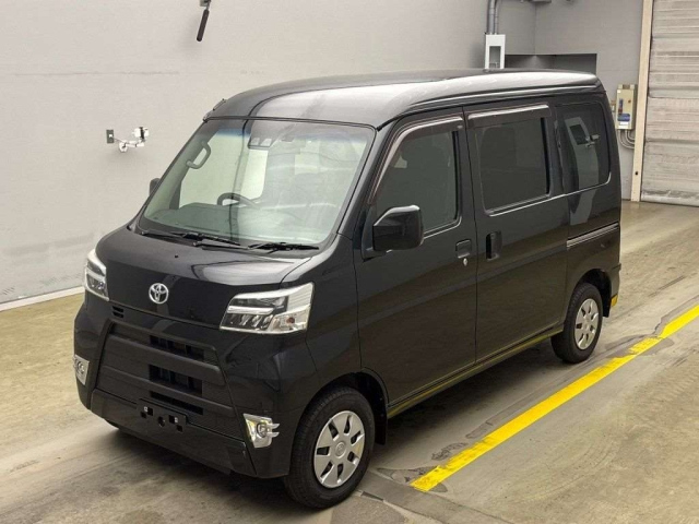TOYOTA PIXIS VAN 2020