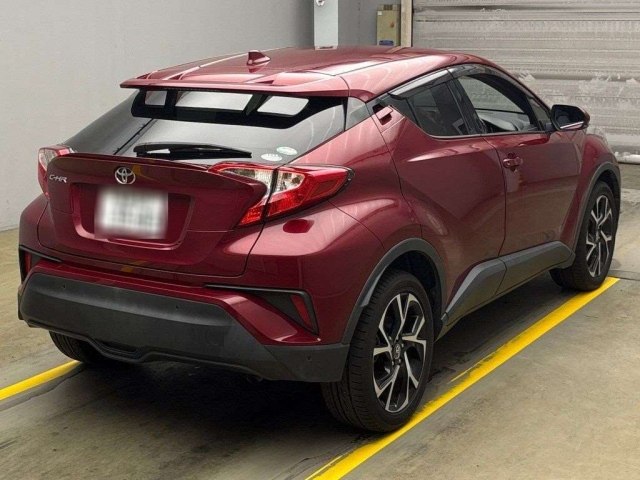TOYOTA C-HR 2017