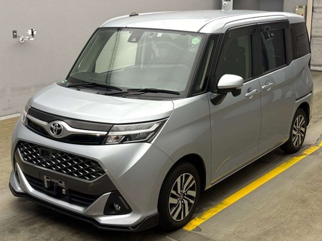 TOYOTA TANK 2018