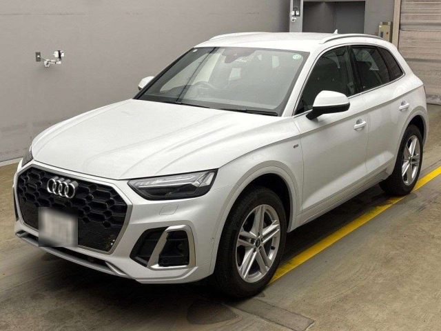 AUDI Q5 2021