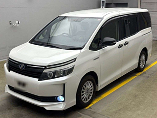 TOYOTA VOXY 2014