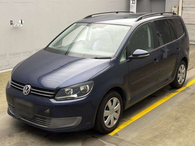 VOLKSWAGEN GOLF TOURAN 2011