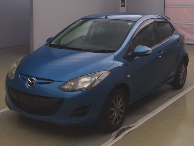 MAZDA DEMIO 2013