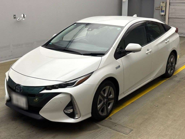 TOYOTA PRIUS PHV 2019