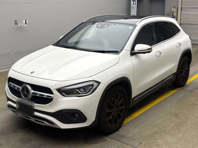 MERCEDES BENZ GLA CLASS 2020
