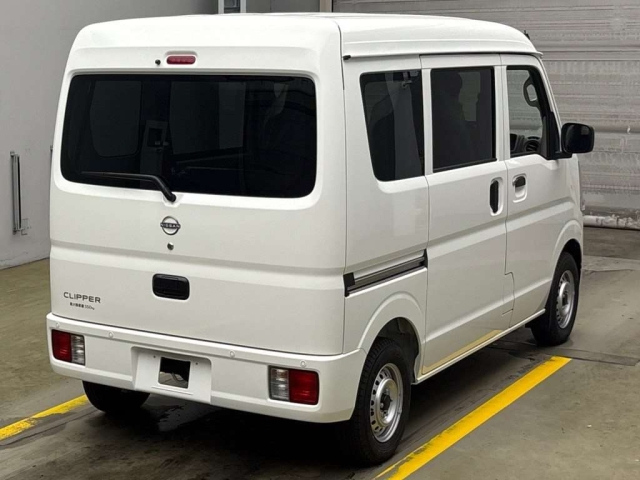 NISSAN CLIPPER VAN 2024