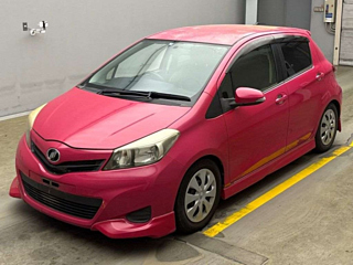 TOYOTA VITZ 2012