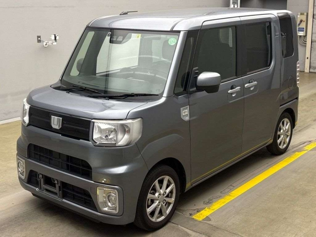 DAIHATSU WAKE 2021