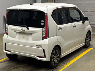 DAIHATSU MOVE 2014