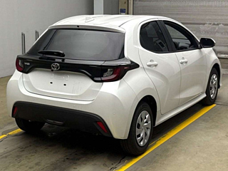 TOYOTA YARIS 2024