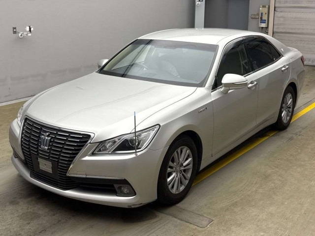 TOYOTA CROWN 2013