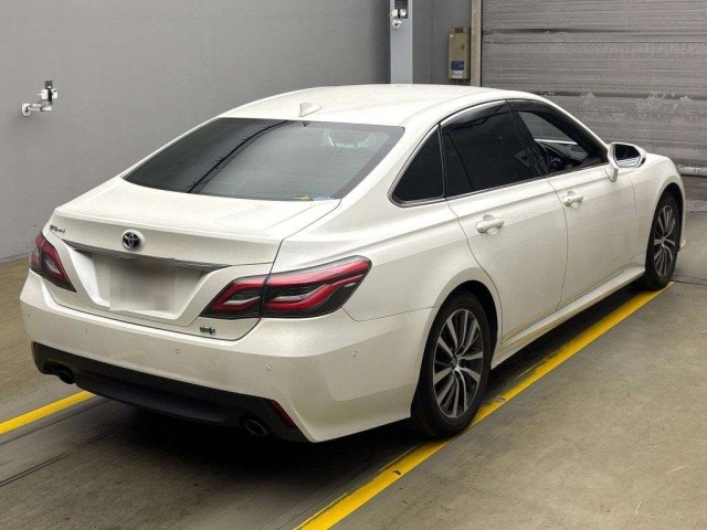 TOYOTA CROWN 2020