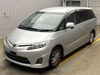 TOYOTA ESTIMA 2010