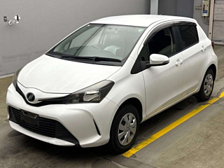 TOYOTA VITZ 2014