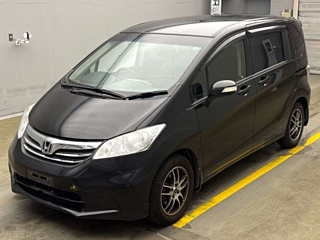 HONDA FREED 2013