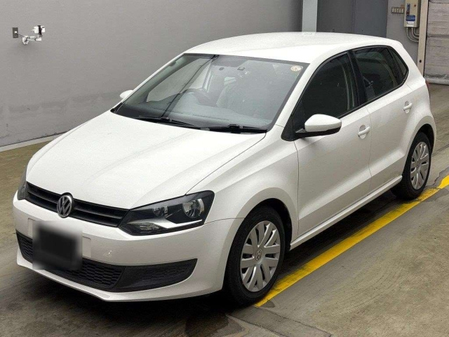 VOLKSWAGEN POLO 2011