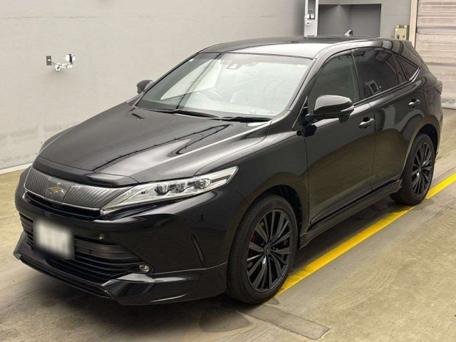TOYOTA HARRIER 2018