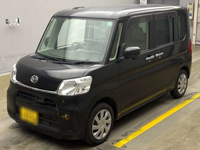 DAIHATSU TANTO 2015