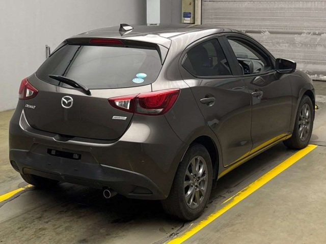 MAZDA DEMIO 2018