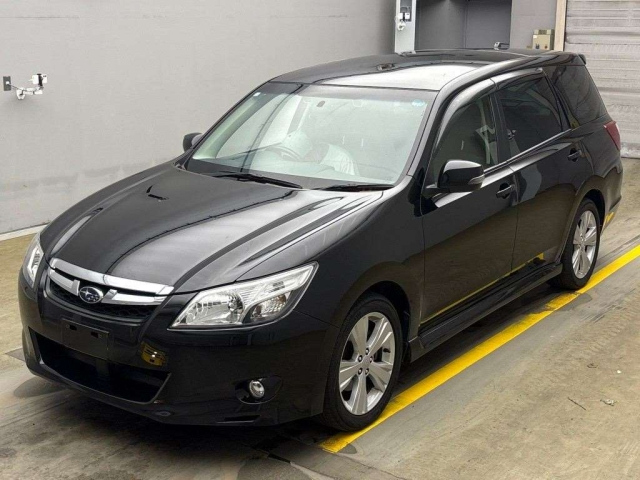 SUBARU EXIGA 2012