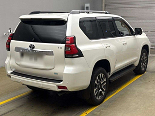 TOYOTA LAND CRUISER PRADO 2022