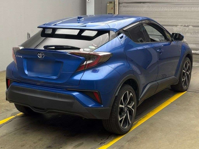 TOYOTA C-HR 2017