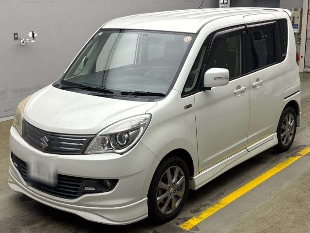 SUZUKI SOLIO 2012