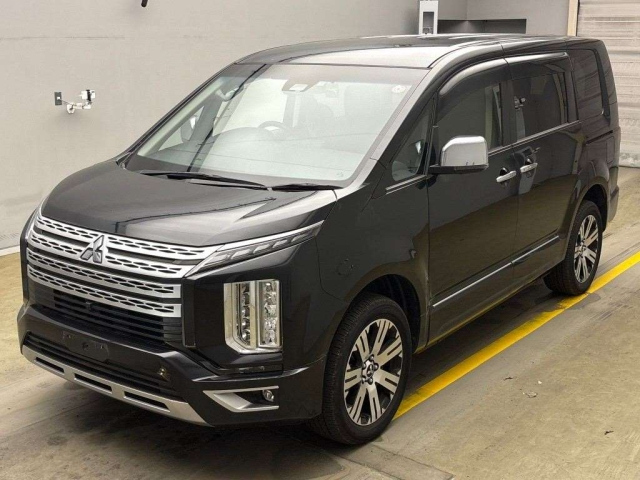 MITSUBISHI DELICA D5 2022