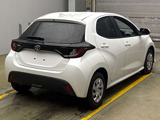 TOYOTA YARIS 2024