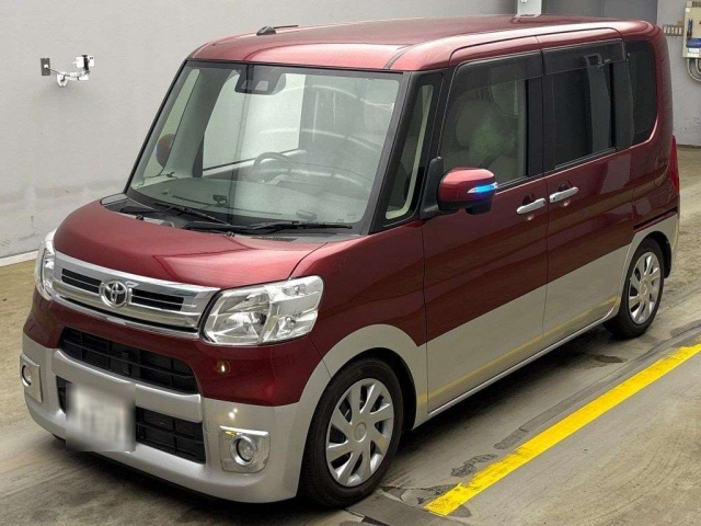DAIHATSU TANTO 2017