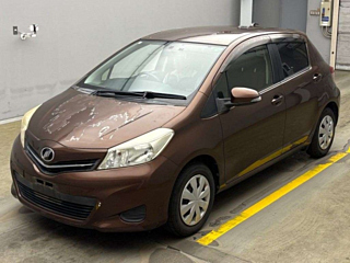 TOYOTA VITZ 2012