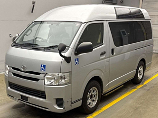 TOYOTA HIACE VAN 2016