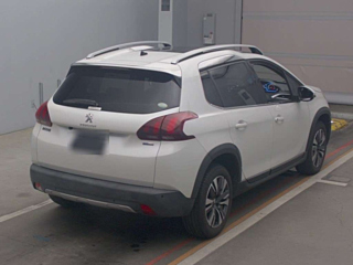Заказать PEUGEOT 2008