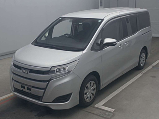 TOYOTA NOAH 2020