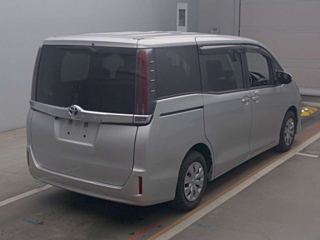 TOYOTA NOAH 2020