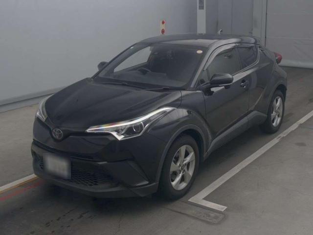 TOYOTA C-HR 2017