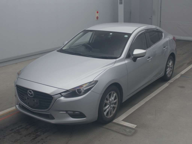 MAZDA AXELA 2018