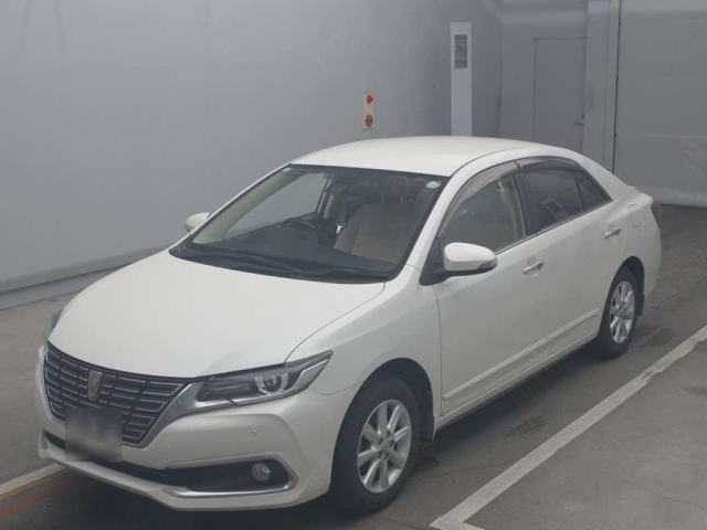 TOYOTA PREMIO 2016
