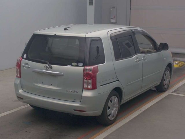 TOYOTA RAUM 2008