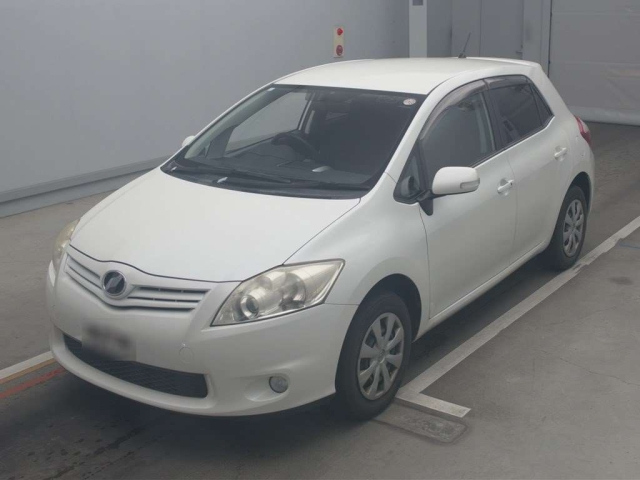 TOYOTA AURIS 2010