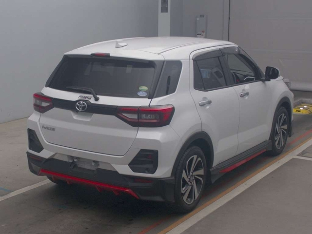 TOYOTA RAIZE 2020