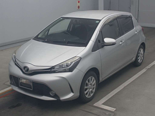 TOYOTA VITZ 2014