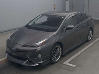TOYOTA PRIUS 2016