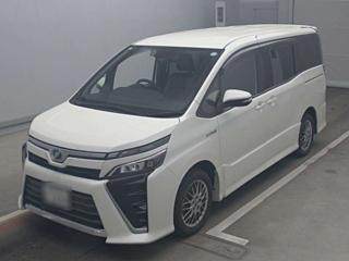 TOYOTA VOXY 2017