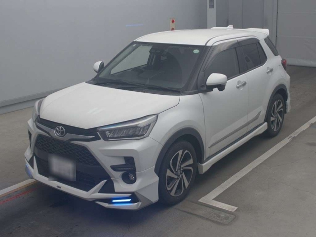 TOYOTA RAIZE 2021
