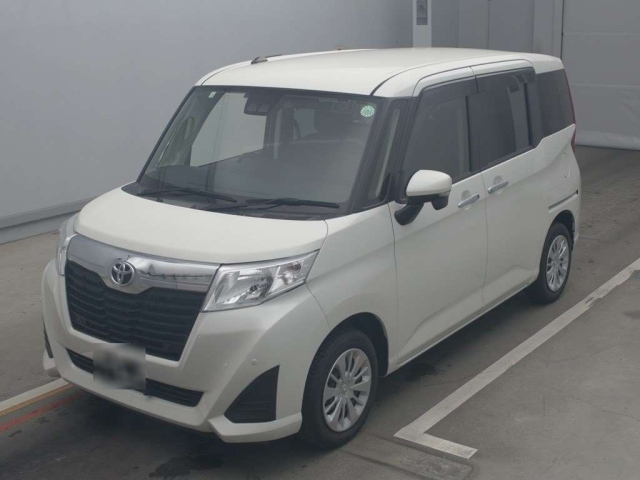 TOYOTA ROOMY 2020